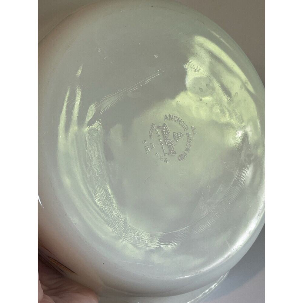 Vintage Fire King #450, "Wheat Pattern" 8 Inch Round Cake Casserole Baking Dish - Picture 5 of 7